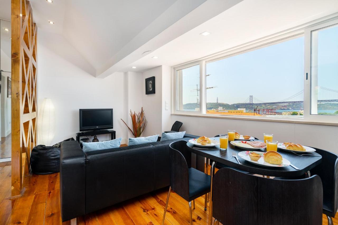 Whome | Premium River View Apartment Lisbona Esterno foto