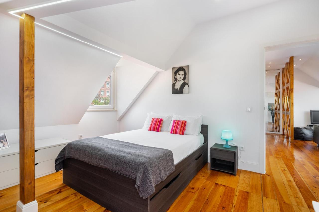 Whome | Premium River View Apartment Lisbona Esterno foto