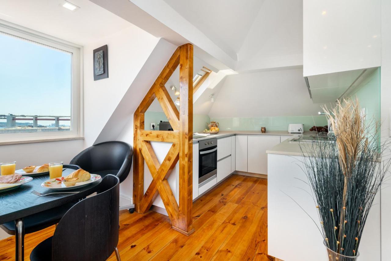 Whome | Premium River View Apartment Lisbona Esterno foto